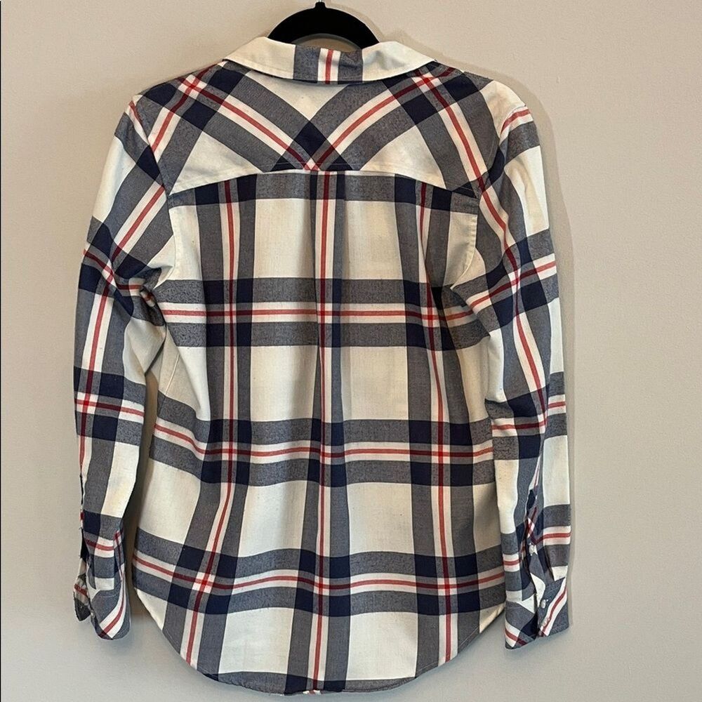 Vineyard Vines Womens Plaid Button Down Shirt Navy Red Cream Long Sleeve Size 2 - Picture 5 of 8